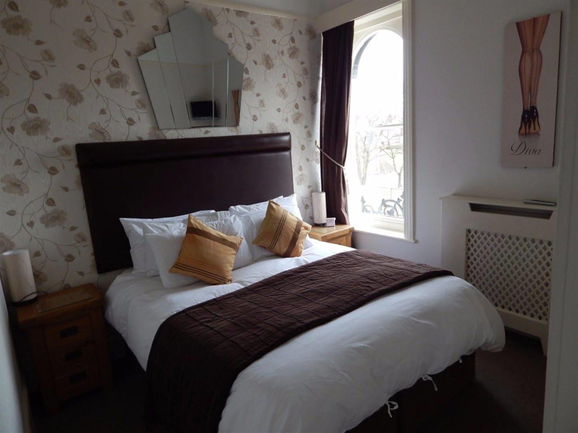 3 Norfolk Square Hotel Great Yarmouth Ngoại thất bức ảnh